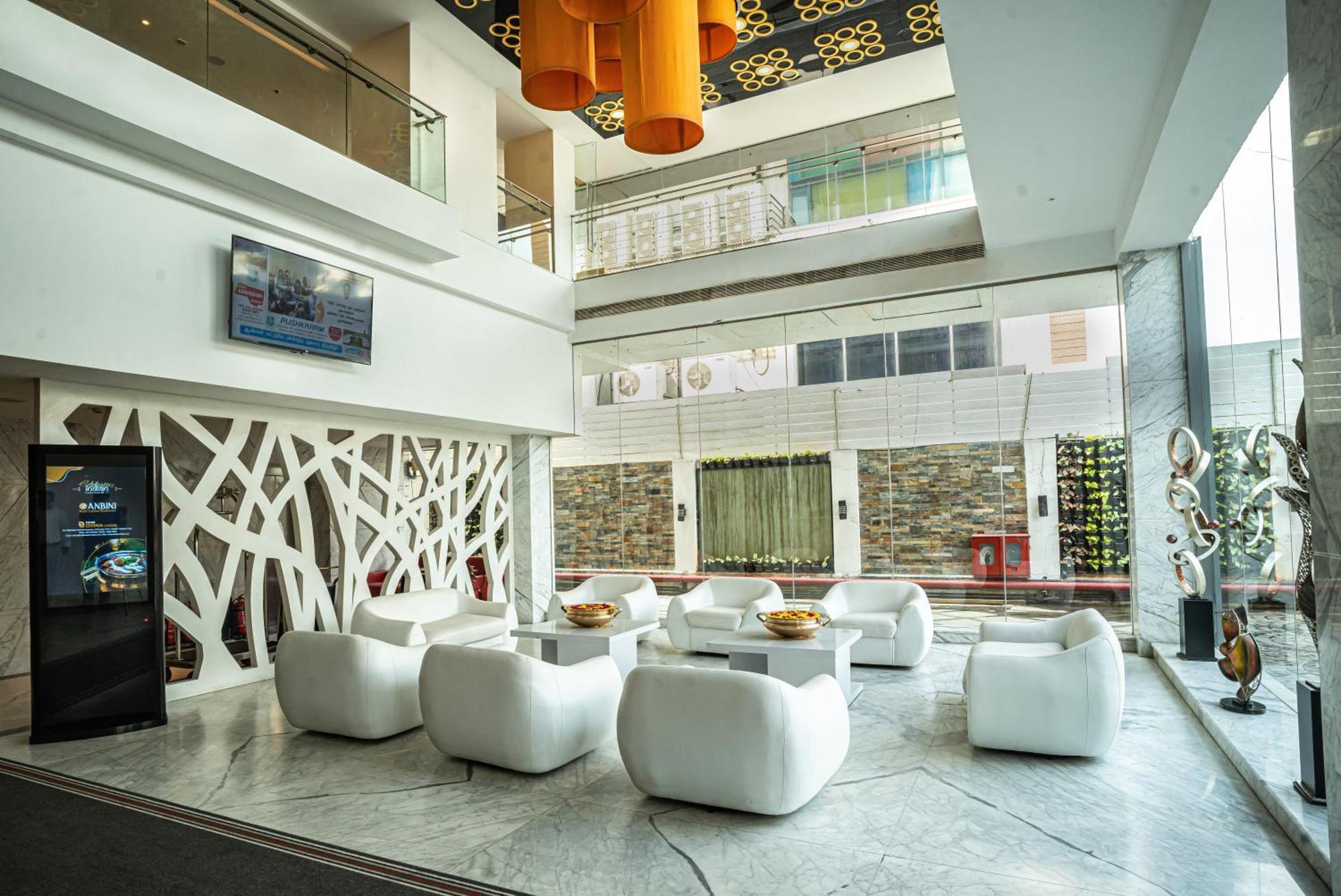 Hotel Oxina Lygon Tiruchirappalli Zewnętrze zdjęcie