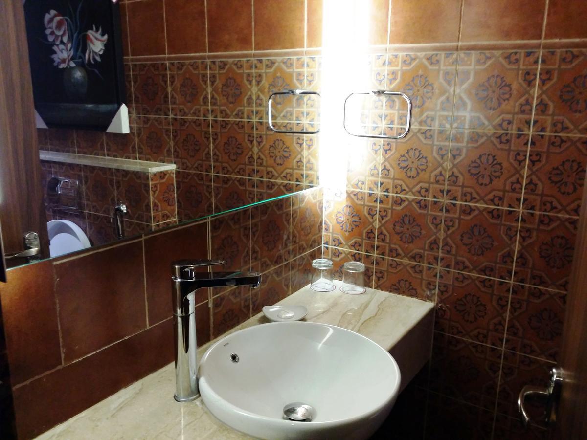 Hotel Oxina Lygon Tiruchirappalli Zewnętrze zdjęcie