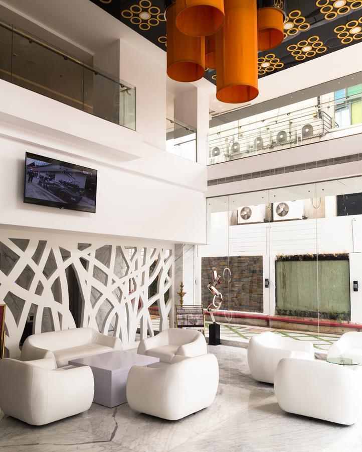 Hotel Oxina Lygon Tiruchirappalli Zewnętrze zdjęcie