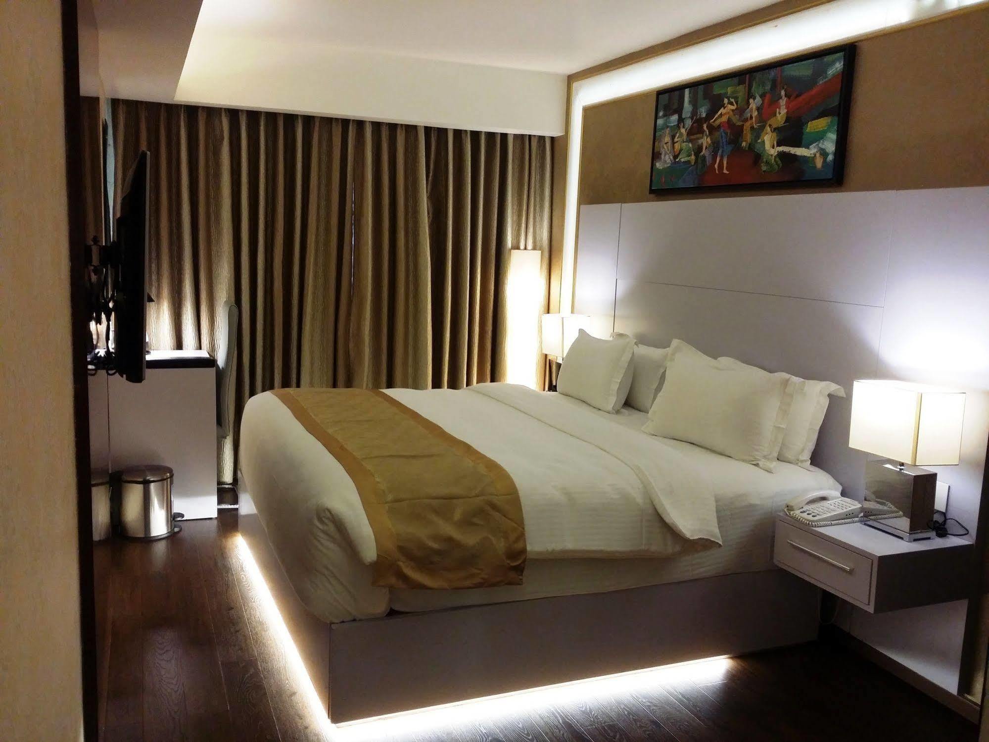 Hotel Oxina Lygon Tiruchirappalli Zewnętrze zdjęcie