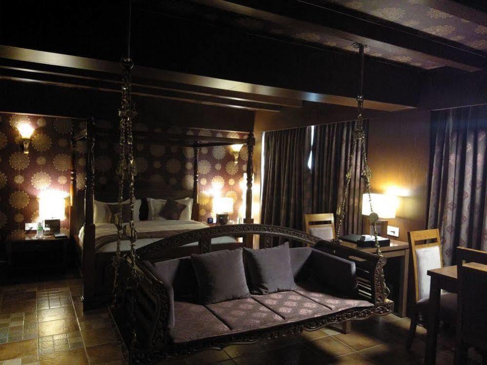 Hotel Oxina Lygon Tiruchirappalli Zewnętrze zdjęcie