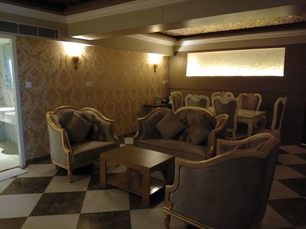 Hotel Oxina Lygon Tiruchirappalli Zewnętrze zdjęcie
